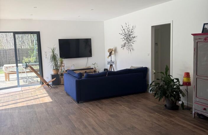 Maison à vendre 5 pièces SAINT JEAN D'ILLAC (33) — photo 3
