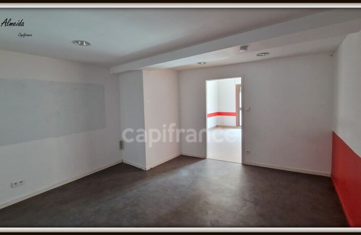 Immeuble de village, fort Potentiel à vendre BAGE LE CHATEL (01) 106m² environ — photo 2