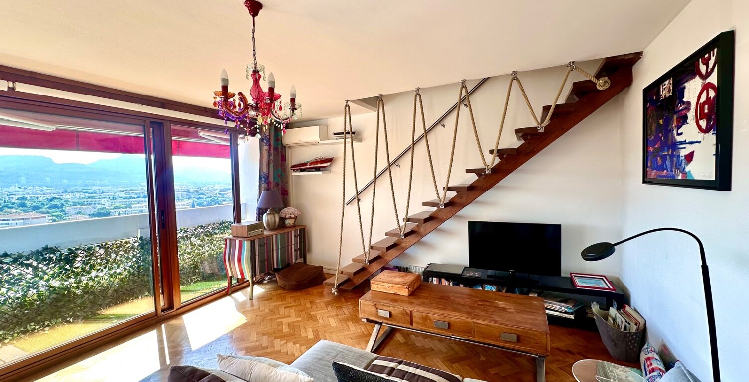MARSEILLE 8ᵉ, Saint Giniez – DUPLEX 68 M² – VUE MER PANORAMIQUE MER –3 BALCONS et CAVE — photo 1
