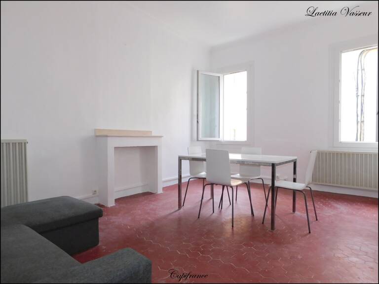 Dpt Bouches du Rhône (13), à louer LA CIOTAT appartement T2 de 40,32 m² — photo 1