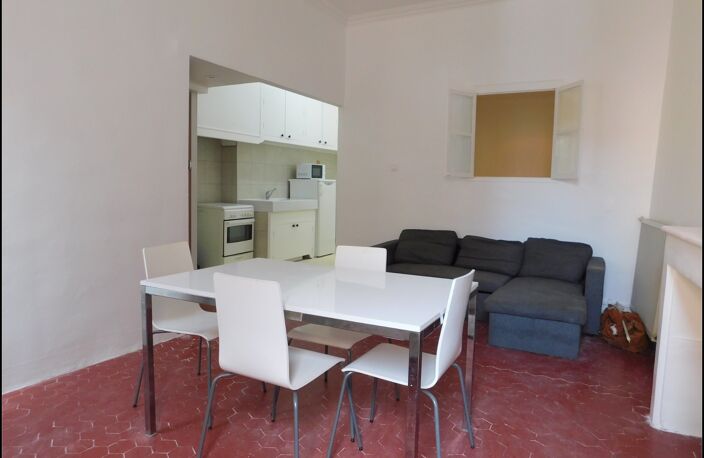 Dpt Bouches du Rhône (13), à louer LA CIOTAT appartement T2 de 40,32 m² — photo 2