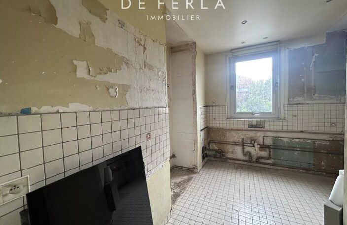 APPARTEMENT 3/4 PIECES - A RENOVER - PARIS 11E — photo 3