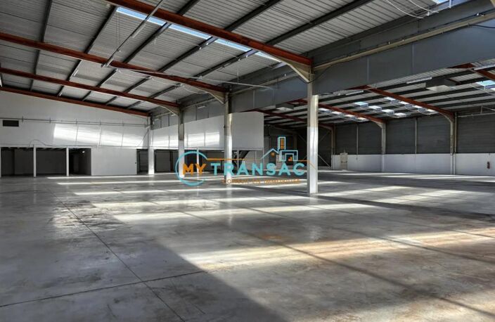 Neuilly-sur-Marne A LOUER Bâtiment indépendant de 3 715m² — photo 3