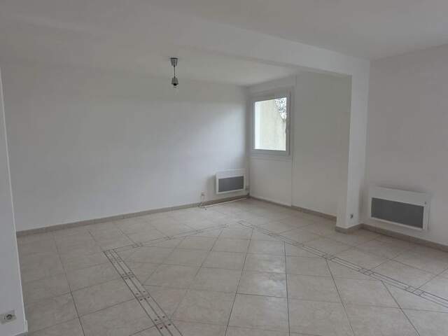 Appartement de 78m2 à louer sur Mantes-la-Jolie — photo du bien
