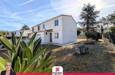 Maison  4 pièce(s) 91 m2 Chateaubernard — photo du bien