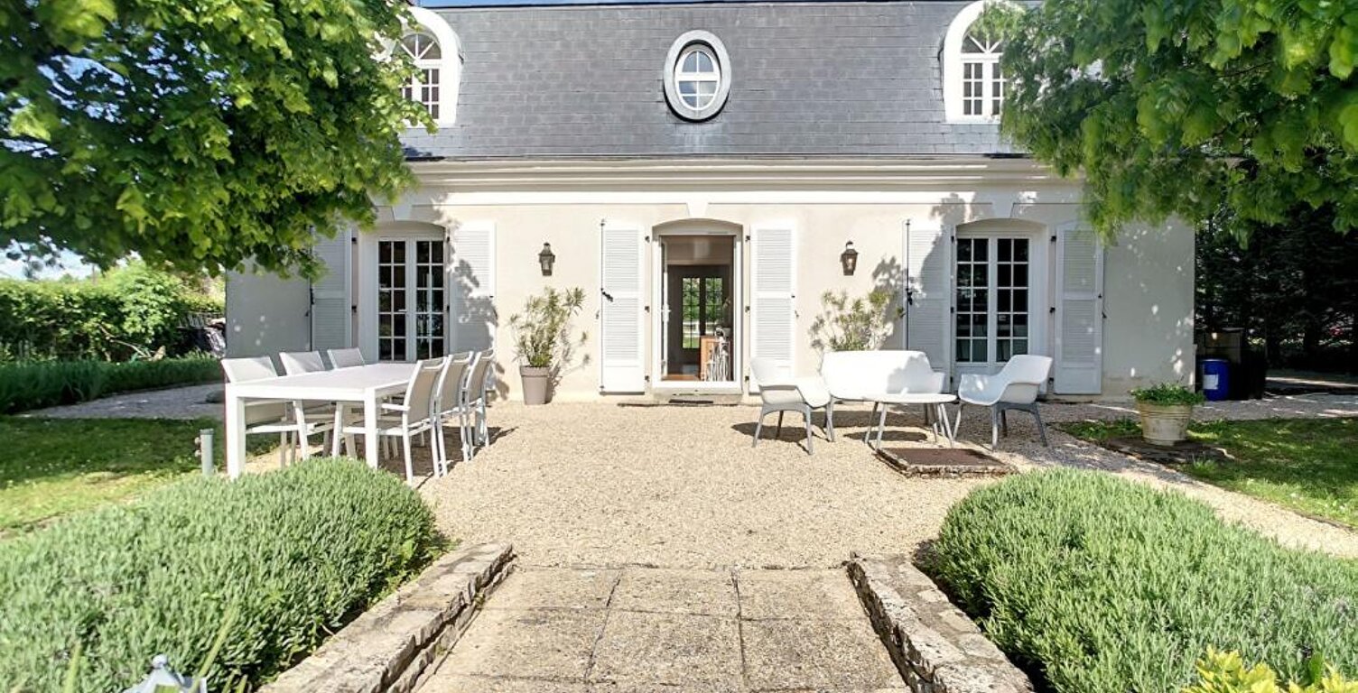Appartement Cosne Cours Sur Loire 5 pièce(s) 155.80 m2 — photo 1