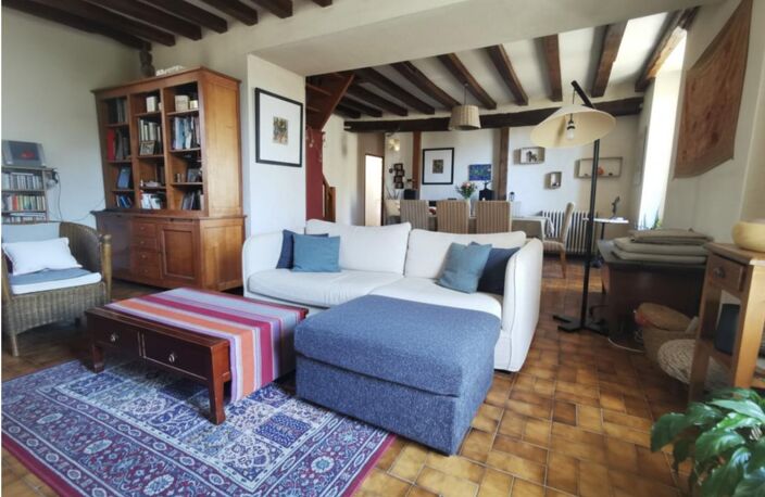 Selommes, maison atypique à fort potentiel tout près d'un plan d'eau — photo 3