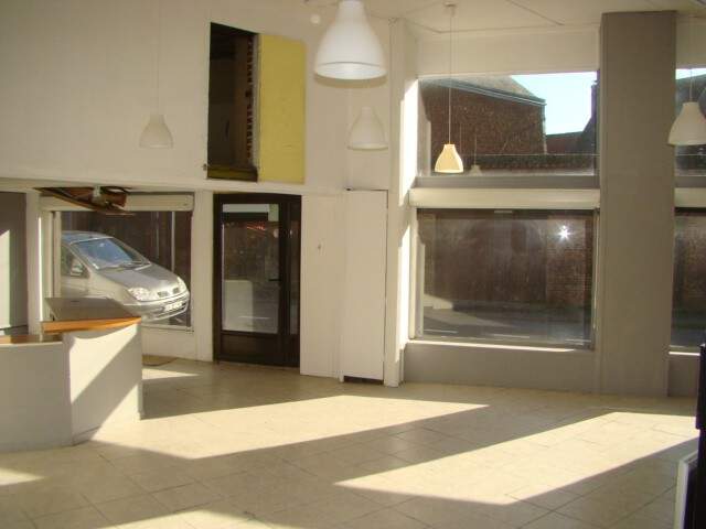 EXCLUSIVITE - Envermeu ( Proche de Dieppe et des plages) - UNE QUALITÉ DE VIE ENTRE CAMPAGNE ET LITTORAL - Loft ou surface commerciale de 73m2 - Prix : 115.990 — photo du bien