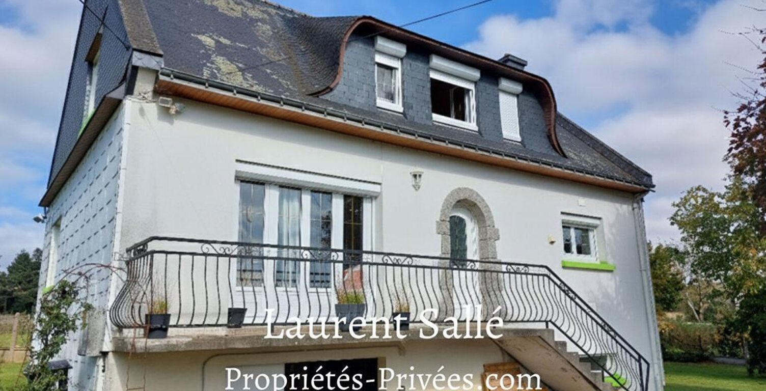 SAINT-GRAVÉ (56220) - Maison indépendante avec dépendance en pierres — photo 1