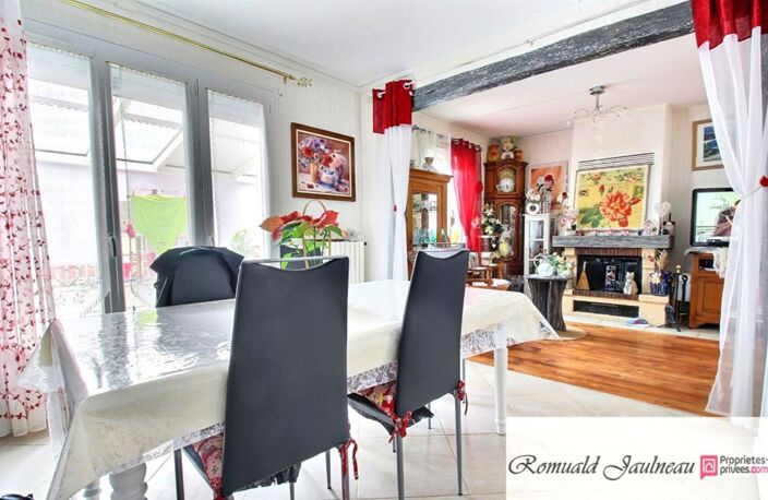 Maison 213 M² HAB à THIVARS — photo 3