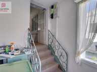 Maison de bourg mitoyenne à rénover sur 2 niveaux avec cave — photo 4