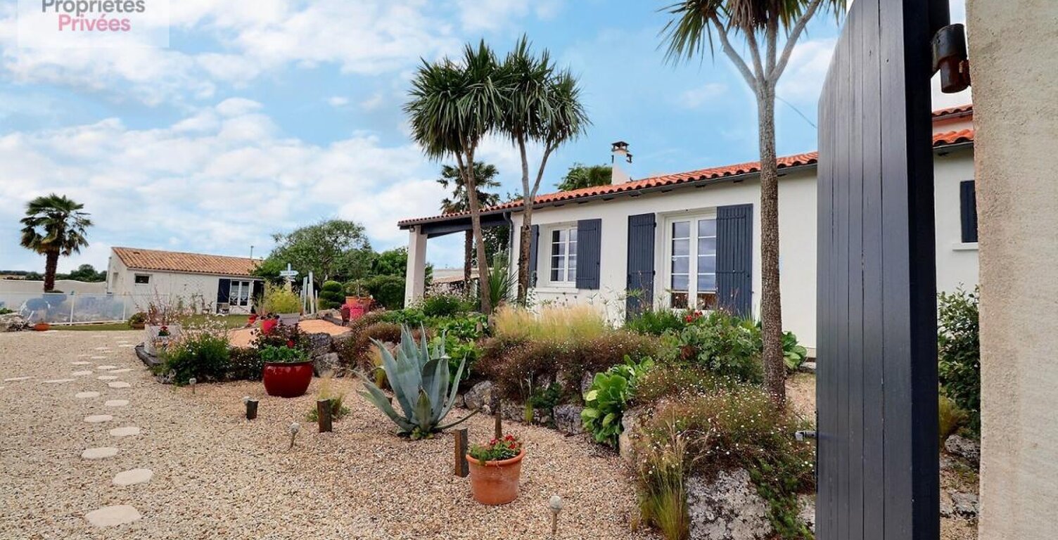 Maison familiale 4 chambres - 152 m² - Maison d'hôtes de 20 m2 - Piscine - Jardin paysager - Panneaux photovoltaiques - Belle parcelle de terrain — photo 1