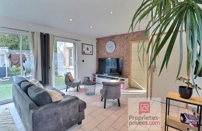 Maison 6 pièces 138 m2 avec GARAGE  - 4 Chambres DONT UNE SUITE PARENTALE 137 m2 avec cellier et garage — photo 2