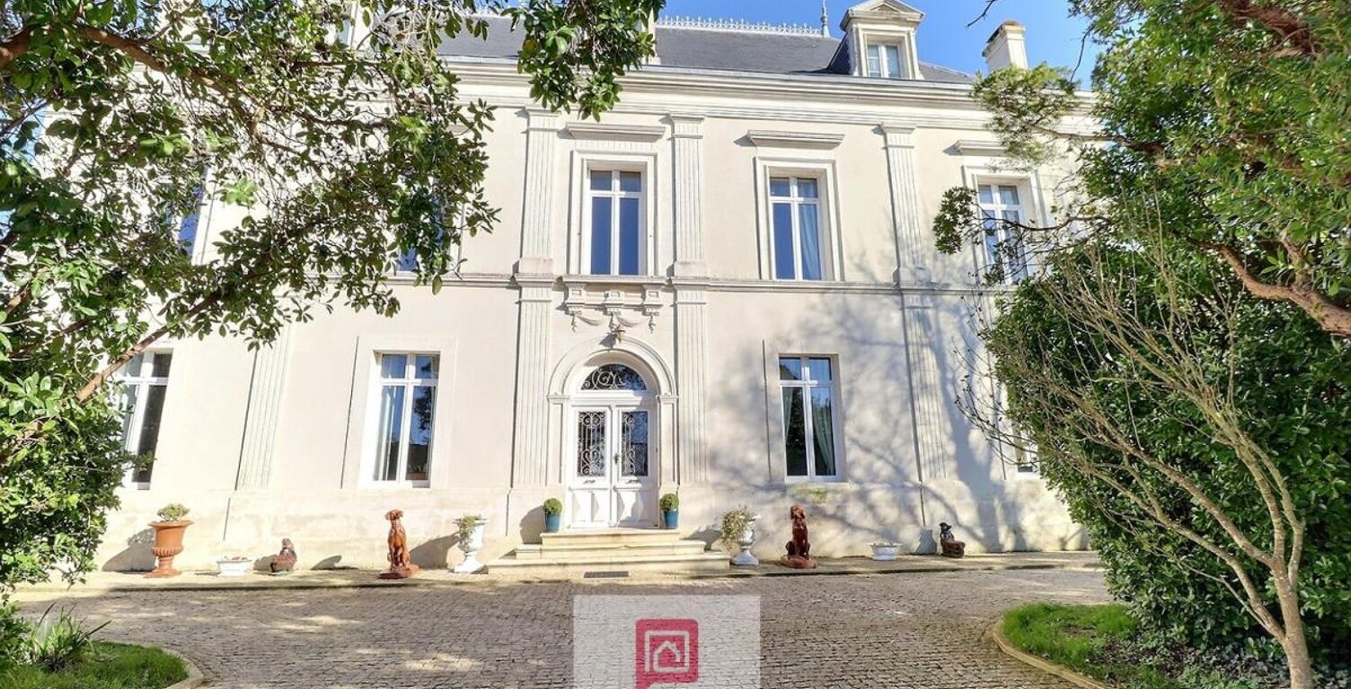 Maison bourgeoise de 380 m2 sur 3 niveaux avec de nombreuses possibilités — photo 1
