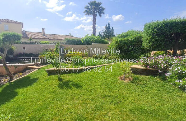 Jolie villa de 156m² avec grand  garage/piscine sur jardin paysager de 1161m² — photo 4