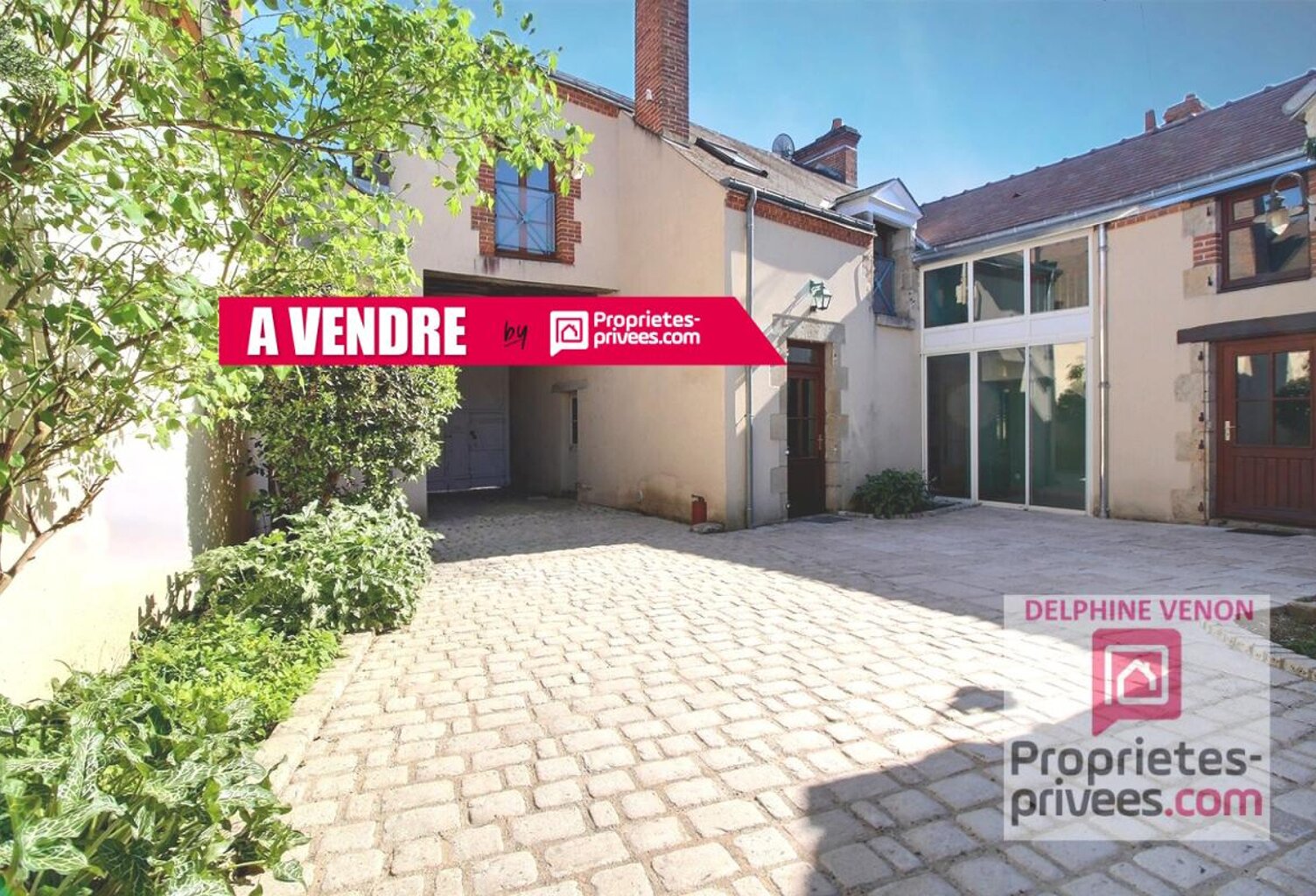 Maison de 200 m²  avec vie en plain pied + grange et cave voutée sur un terrain de 525 m² en hypercentre de Châteauneuf sur Loire — photo 1