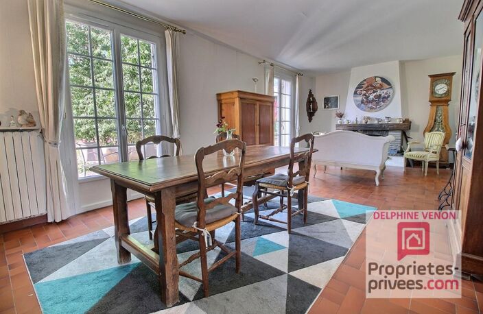 Exclusivité - Maison 5 chambres + bureau sur un terrain de 2438 m² à Saint Martin D Abbat — photo 2