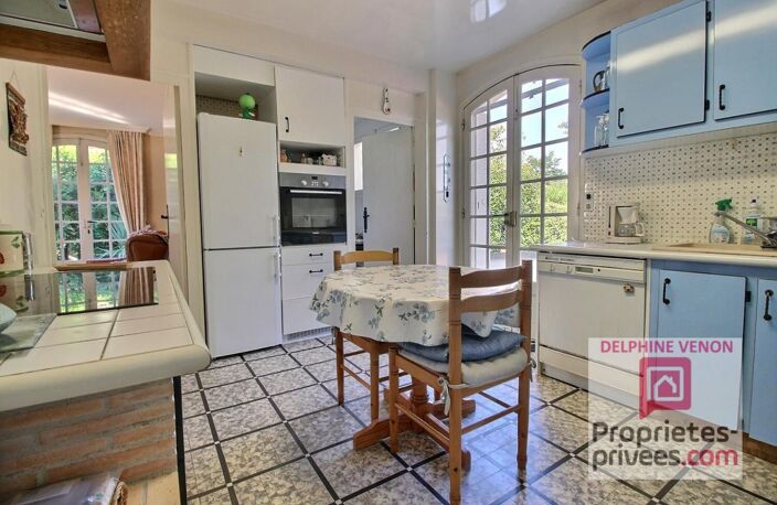 Exclusivité - Maison sur un terrain constructible de 2 300 m² à 2 pas du centre ville et des écoles à Châteauneuf Sur Loire — photo 5