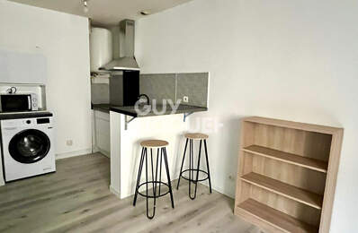Beau studio meublé 31m² dans résidence sécurisée proche gare — photo du bien