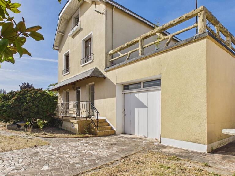 Déols : maison 4 chambres, jardin et terrasse — photo 1
