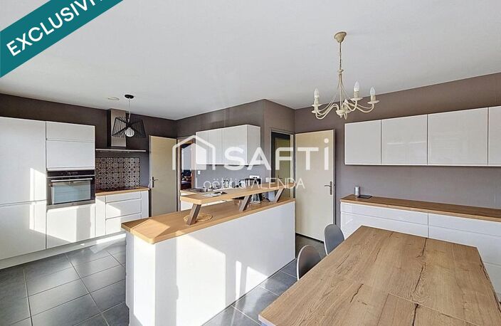 Maison individuelle de 210 m2 avec piscine couverte et chauffée! — photo 2
