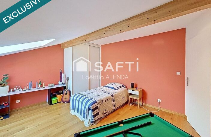 Maison individuelle de 210 m2 avec piscine couverte et chauffée! — photo 5