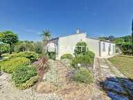 Maison de plain-pied de 105 m² sur terrain de 891 m² proche de toutes les commodités à pied — photo 2