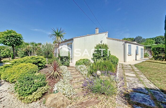 Maison de plain-pied de 105 m² sur terrain de 891 m² proche de toutes les commodités à pied — photo 2