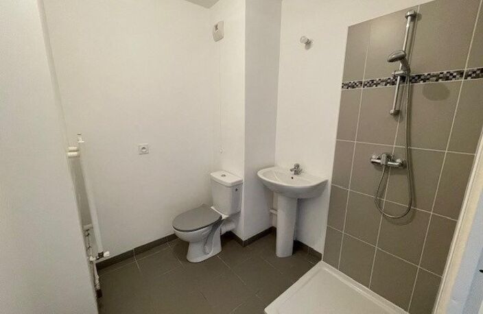 Duplex en rez-de-jardin, 2 chambres, 65 m2, parking en sous-sol — photo 5