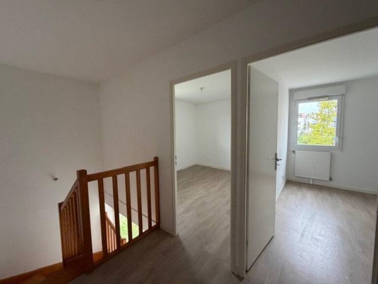Duplex en rez-de-jardin, 2 chambres, 65 m2, parking en sous-sol — photo 1