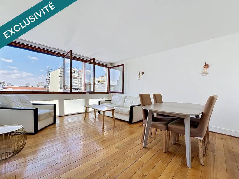 Vue dégagée sur les toits de Paris - 3 chambres — photo 1