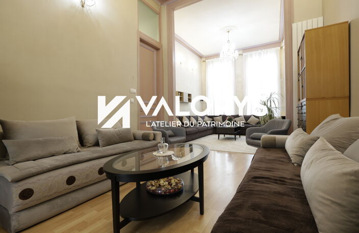 Maison de 200 m² - 4 à 5 chambres - Terrase et jardin — photo 5