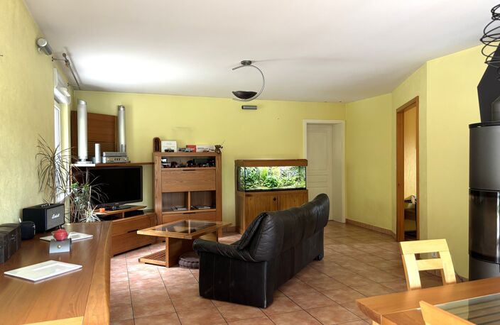Vente maison 6 pièces 135 m² Saint-Amarin (68550) — photo 2