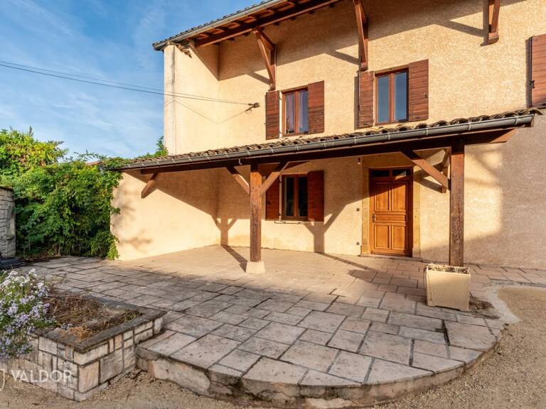 Grande maison de village avec jardin et 4 chambres — photo 1