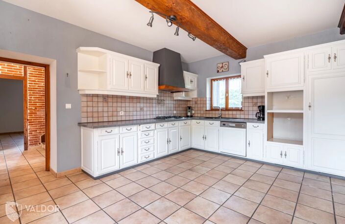 Grande maison de village avec jardin et 4 chambres — photo 4