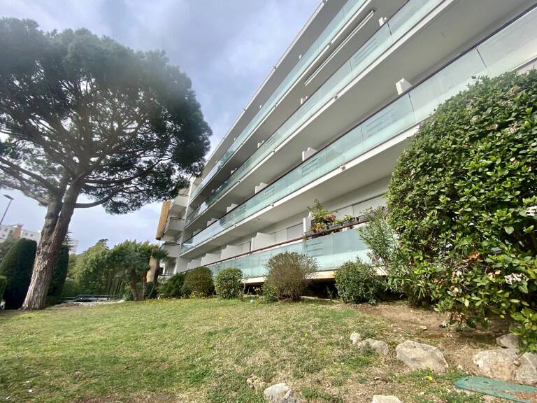 EXCLUSIVITÉ – CANNES BASSE CALIFORNIE – STUDIO 28 M² AVEC BALCON — photo 1