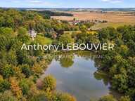 PROPRIÉTÉ DE CARACTÈRE SUR ENVIRON 20 HECTARES – AXE LAON / REIMS — photo 2