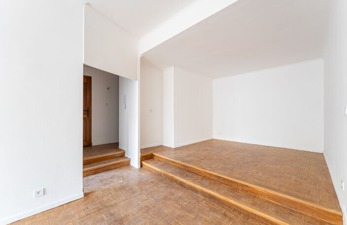 7E VIEUX PORT/CORDERIE, Appartement de type 3 de 74m2 avec t — photo 4