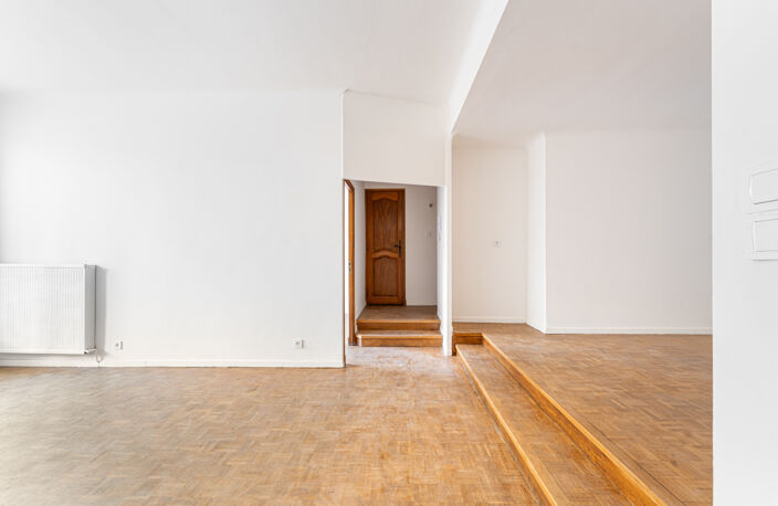 7E VIEUX PORT/CORDERIE, Appartement de type 3 de 74m2 avec t — photo 5