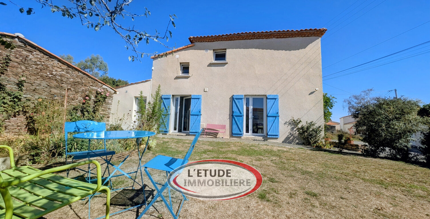 Le Loroux-Bottereau   Maison ancienne rénovée, 120 m2, jardi — photo 1