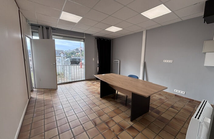 Local commercial - 47 m2 - RODEZ — photo 4