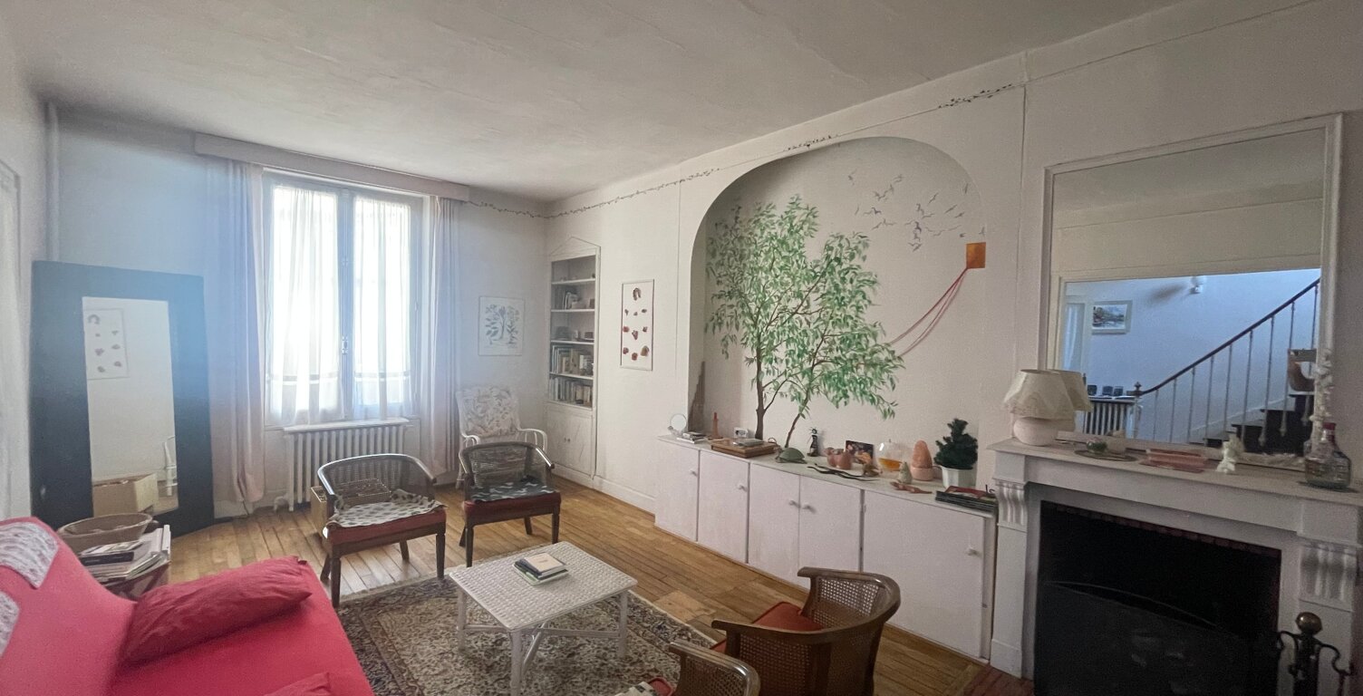 Vente maison 7 pièces 139 m² Orléans (45000) — photo 1