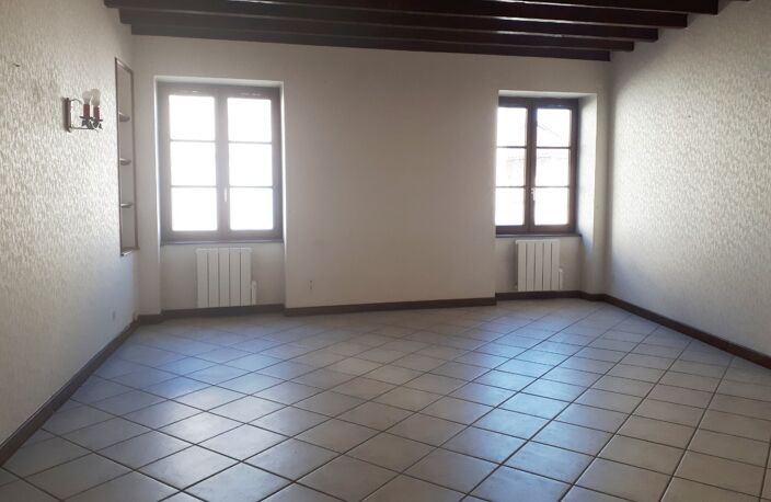 Location appartement 4 pièces 92 m² à Villars-les-Dombes (01330) — photo 4