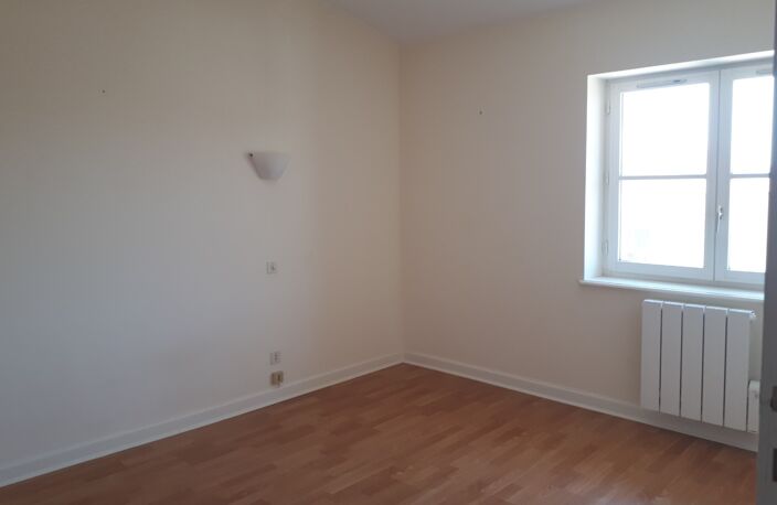 Location appartement 4 pièces 92 m² à Villars-les-Dombes (01330) — photo 5