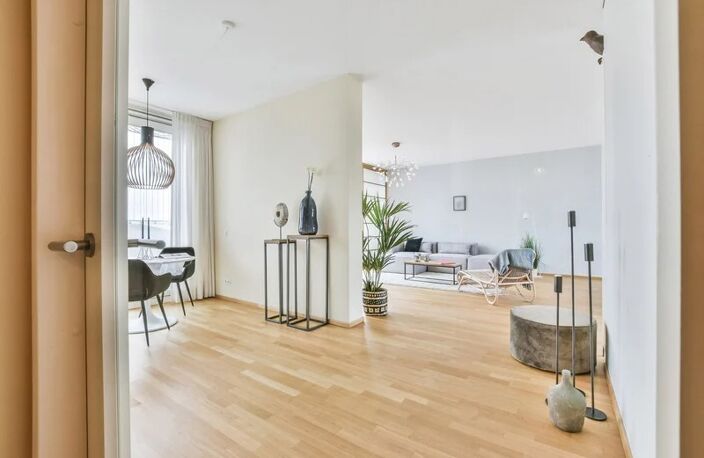 Découvrez ce 2 pièces neuf avec balcon! — photo 2