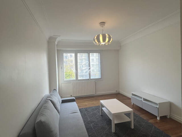 GRENOBLE - APPARTEMENT T2 - MEUBLE — photo du bien