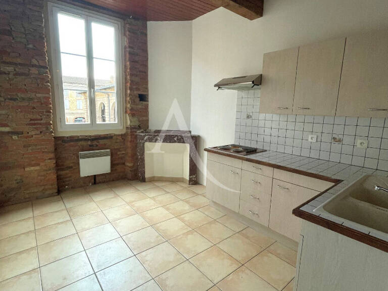 Appartement T3 de 45m² L'Isle-Jourdain centre — photo 1