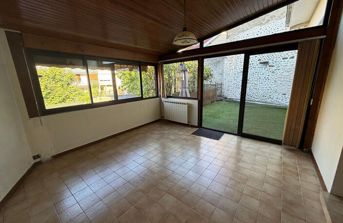 RARE À PAU - MAISON DE VILLE AVEC JARDIN, GARAGE & FORT POTENTIEL ! — photo 3