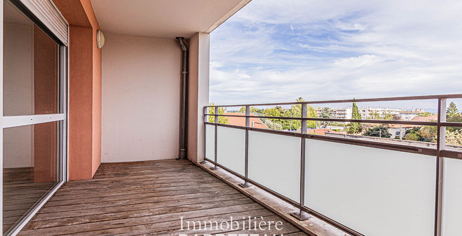 Appartement Meyzieu 3 pièce(s) 56.10 m2 — photo 1