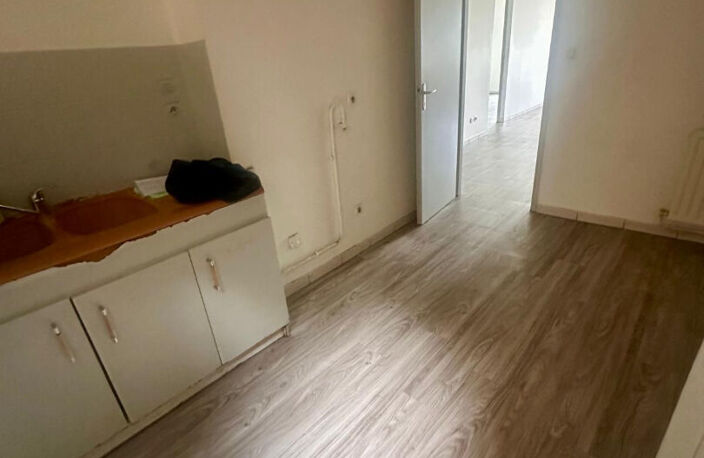 APPARTEMENT DUPLEX  - T4 -  105 M² - QUAI DU RHONE — photo 5